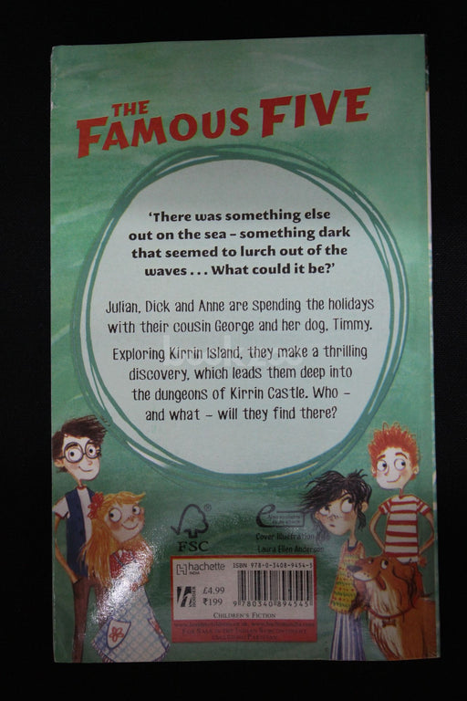 The famous five:Five On A Treasure Island Book 1