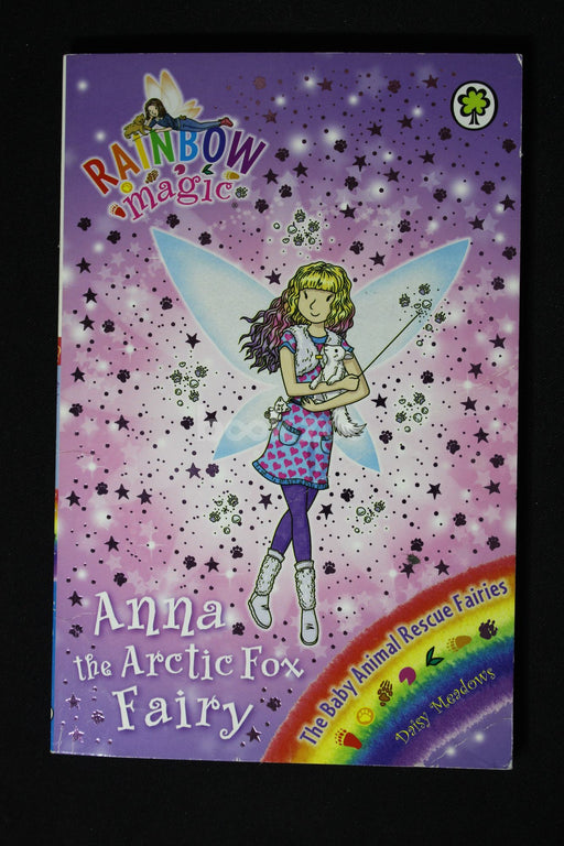Rainbow Magic: Anna the Arctic Fox Fairy