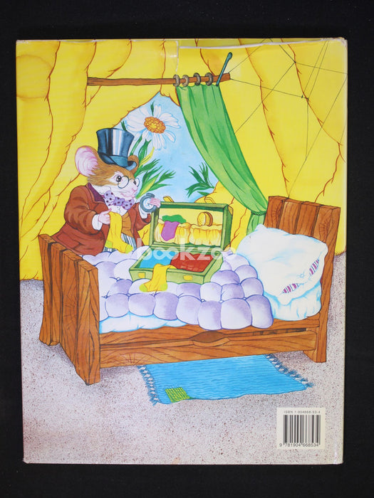 Town Mouse And Country Mouse (Classic Fairy Tales)