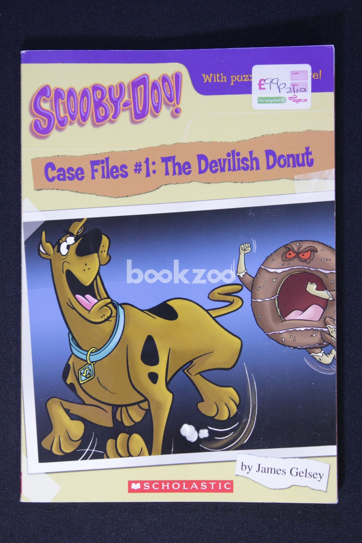 Buy Scooby Doo! The Devilish Donut by Duendes del Sur, James Gelsey at Online bookstore bookzoo