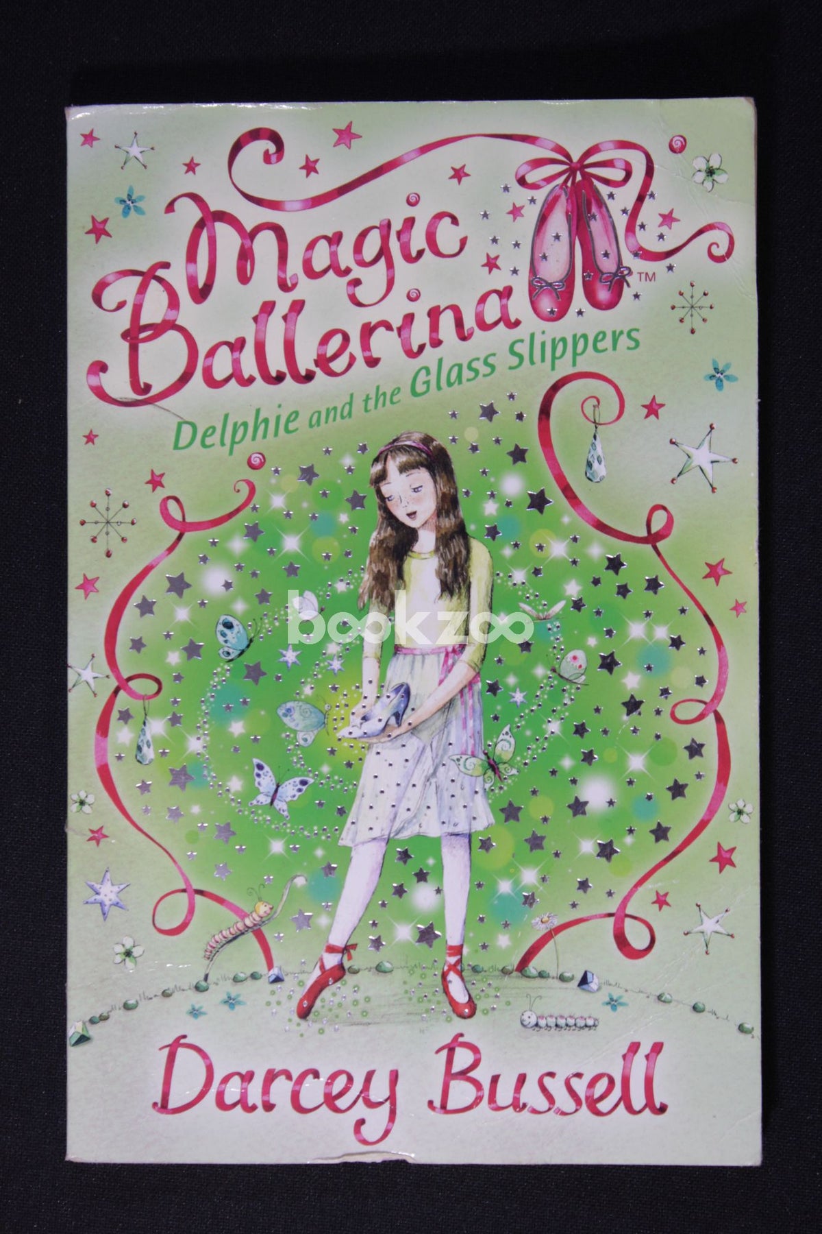 Buy MAGIC BALLERINA: Delphie and the Glass Slippers by Darcey Bussell ...