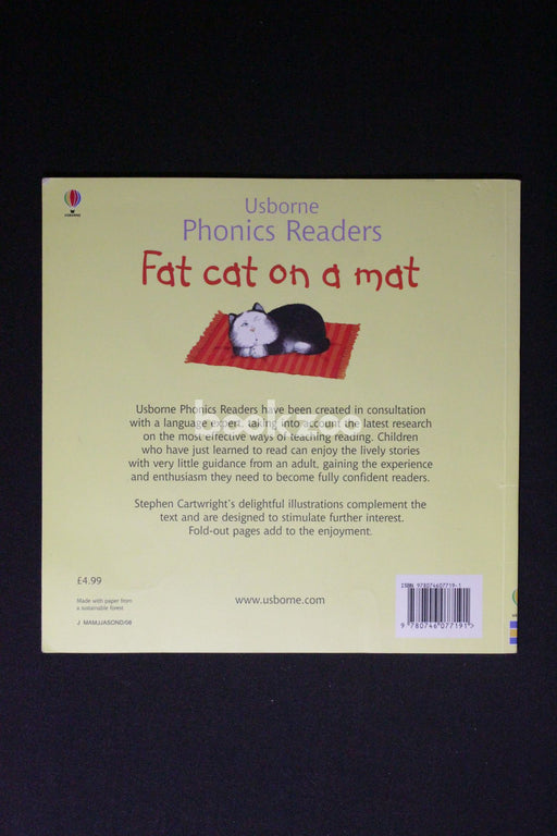 Fat Cat On A Mat (Phonics Readers)