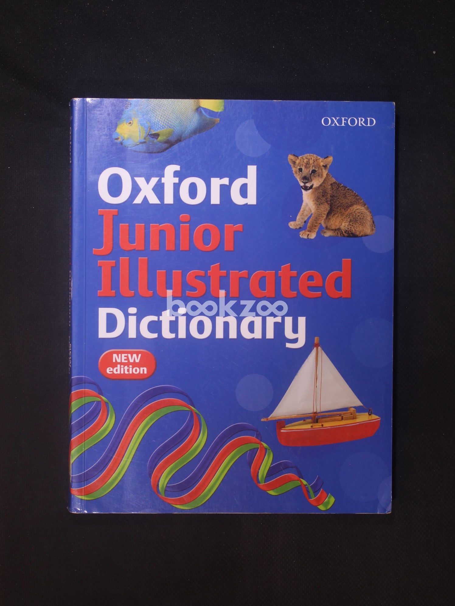 Buy Oxford Junior Illustrated Dictionary by Sheila Dignen at Online