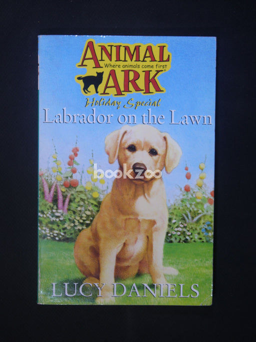 Animal Ark:Labrador on the Lawn